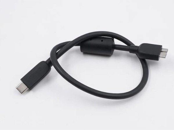 Type-C轉(zhuǎn)microUSB移動(dòng)硬盤數(shù)據(jù)線，聯(lián)鑫德誠數(shù)據(jù)線廠家